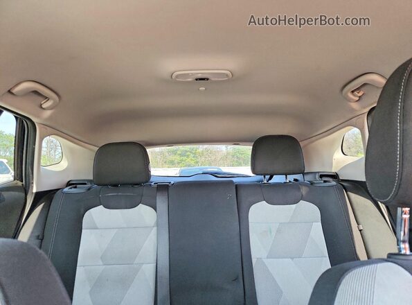 KL77LFE29RC100495 2024 CHEVROLET TRAX Черный Вид задних сидений