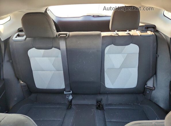 KL77LFE2XRC043191 2024 CHEVROLET TRAX Black Widok tylnych siedzeń