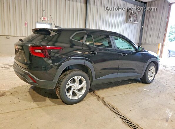KL77LFEP1SC001266 2025 CHEVROLET TRAX Черный Задняя правая четверть