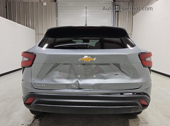 KL77LFEP4TC002655 2026 CHEVROLET TRAX Gray Սալոնի 360 աստիճան տեսք
