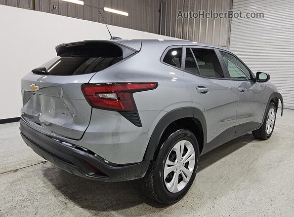 KL77LFEP4TC002655 2026 CHEVROLET TRAX Gray 