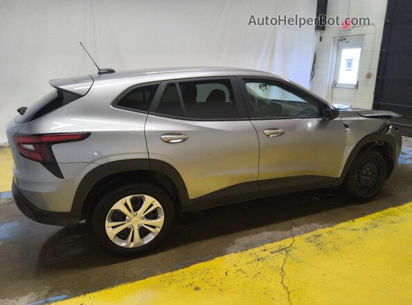 KL77LFEPXTC098629 2026 CHEVROLET TRAX Silver Հետևի աջ