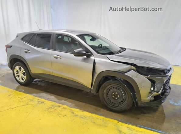 KL77LFEPXTC098629 2026 CHEVROLET TRAX Silver Առջևի աջ