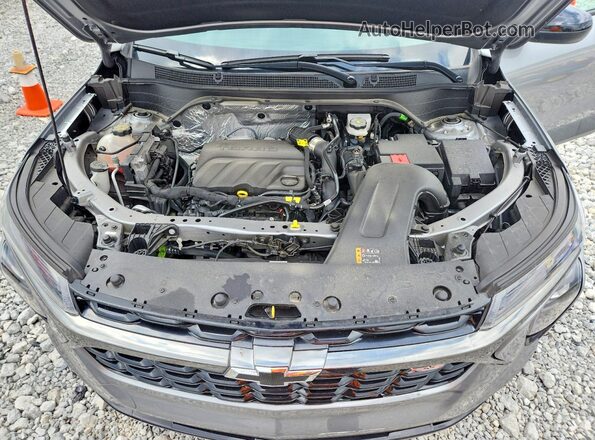 KL77LGEP4SC270917 2025 CHEVROLET TRAX Серый Вид подкапотного пространства
