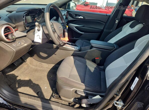 KL77LGEP6TC025389 2026 CHEVROLET TRAX Черный Вид салона спереди
