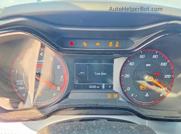 KL77LGEP6TC025389 2026 CHEVROLET TRAX Черный Вид щитка приборов