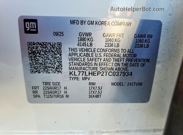 KL77LHEP2TC037934 2026 CHEVROLET TRAX White Vista del compartimento del motor