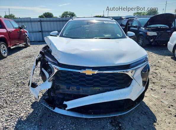 KL77LHEP4SC236319 2025 CHEVROLET TRAX White წინა ხედი