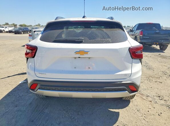 KL77LHEP4SC237101 2025 CHEVROLET TRAX White Rear view
