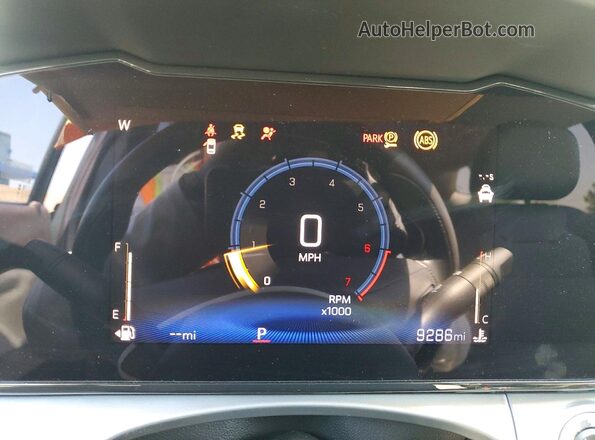KL77LHEP5SC034234 2025 CHEVROLET TRAX Зеленый Вид щитка приборов