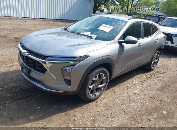 KL77LHEP6SC183428 2025 CHEVROLET TRAX Silver Front left