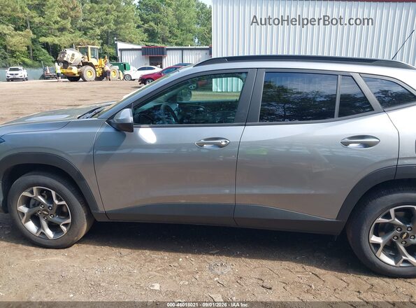 KL77LHEP6SC183428 2025 CHEVROLET TRAX Silver 360 interior view