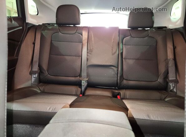 KL77LHEP7TC144445 2026 CHEVROLET TRAX Gray Vista de los asientos traseros