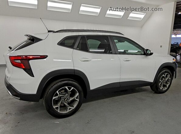 KL77LHEP9SC166526 2025 CHEVROLET TRAX White Rear right