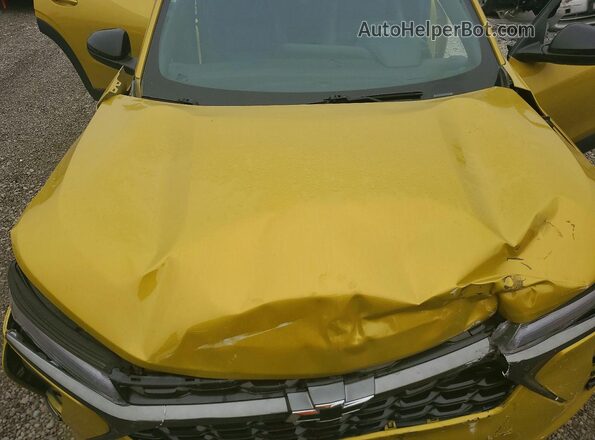 KL77LJE28RC149092 2024 CHEVROLET TRAX Gold Շարժիչի բաժամունքի տեսք