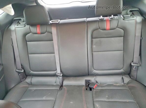 KL77LJE28RC149092 2024 CHEVROLET TRAX Gold Հետևի նստատեղերի տեսք