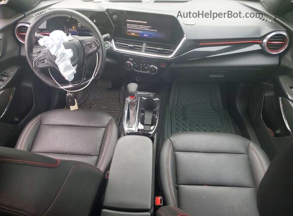 KL77LJE28RC149092 2024 CHEVROLET TRAX Gold Առջևի վահանակի տեսք