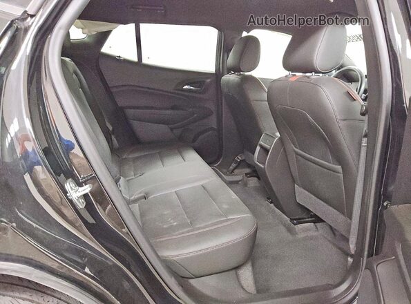 KL77LJEP2SC066209 2025 CHEVROLET TRAX Черный Вид задней части салона