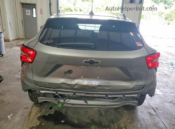 KL77LKE29RC012698 2024 CHEVROLET TRAX Gray უკანა ხედი