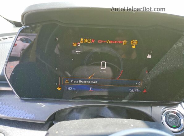 KL77LKEP3SC082635 2025 CHEVROLET TRAX Gold Vista del cuadro de instrumentos