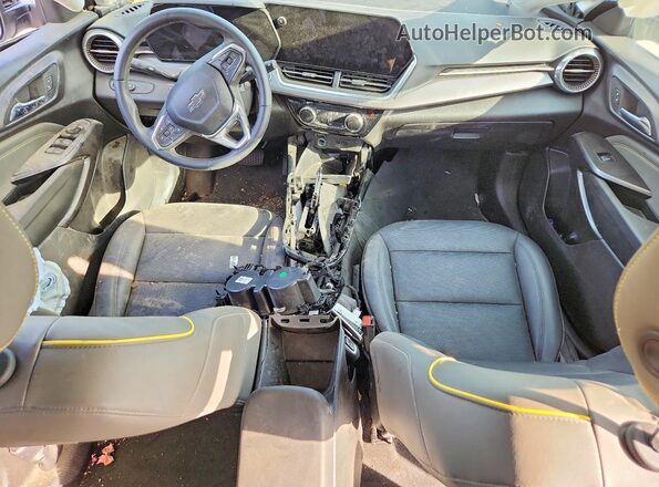KL77LKEP6SC015172 2025 CHEVROLET TRAX White Вид панелі приладів