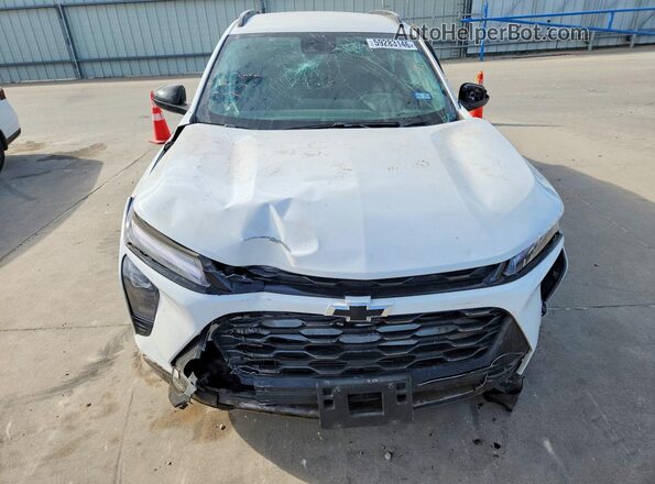KL77LKEP6SC015172 2025 CHEVROLET TRAX White Вид спереду