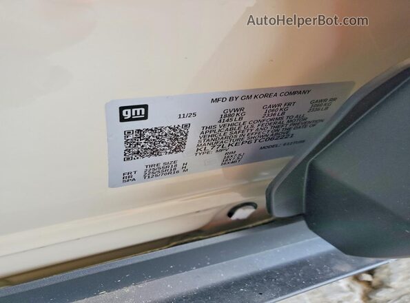 KL77LKEP6TC062221 2026 CHEVROLET TRAX Cream ძრავის განყოფილების ხედი