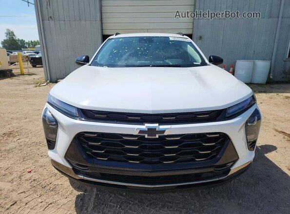 KL77LKEPXSC336728 2025 CHEVROLET TRAX White Դիմացի տեսք