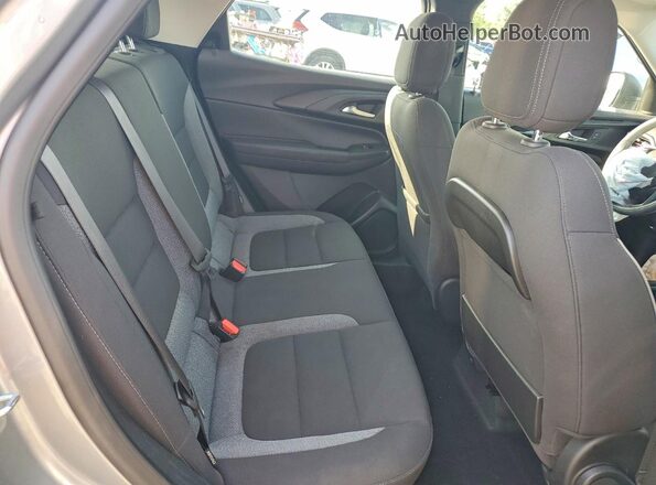 KL79MMS20PB168461 2023 CHEVROLET TRAILBLAZER Silver Rear interior view