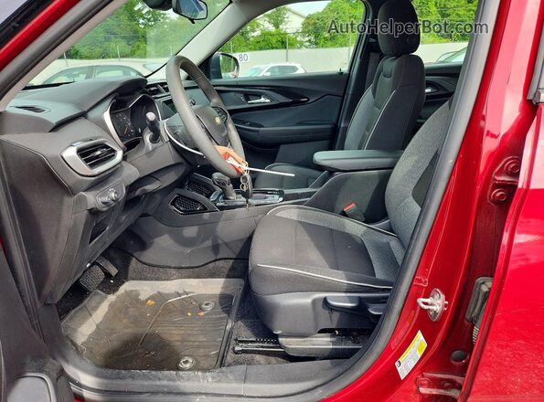 KL79MMS28MB025723 2021 CHEVROLET TRAILBLAZER Red Սալոնի դիմացի տեսք