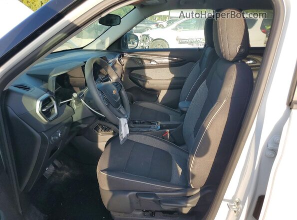 KL79MMSP4SB122703 2025 CHEVROLET TRAILBLAZER Белый Вид салона спереди