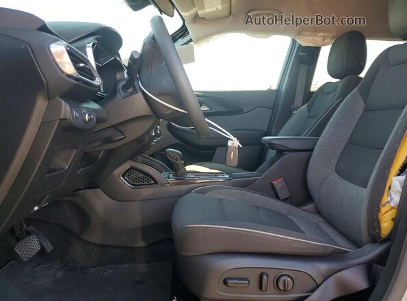 KL79MPS27PB033592 2023 CHEVROLET TRAILBLAZER Silver Vista interior delantera