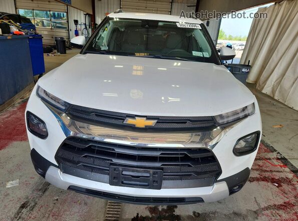 KL79MPS28MB099953 2021 CHEVROLET TRAILBLAZER Белый Вид спереди