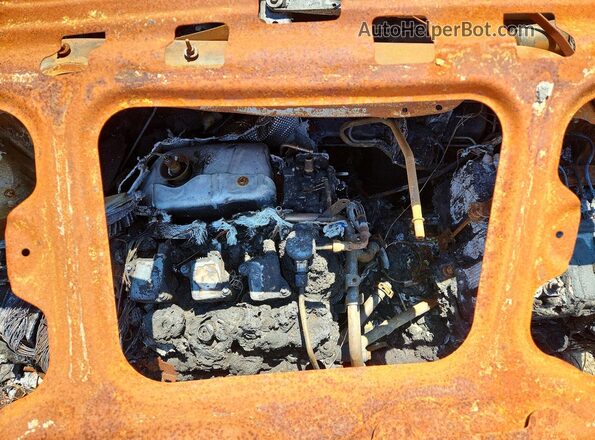 KL79MPSL2PB142616 2023 CHEVROLET TRAILBLAZER Silver Engine compartment view