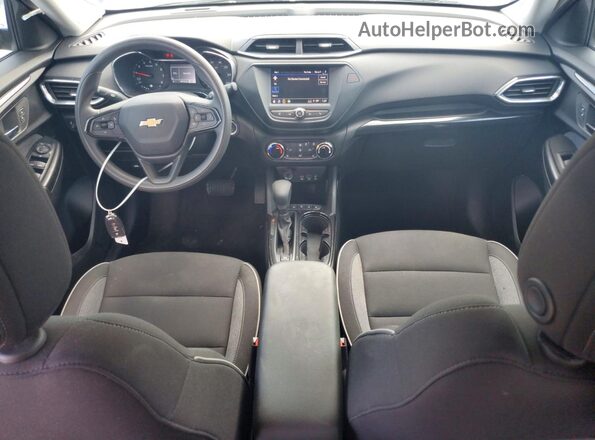 KL79MPSL7PB135869 2023 CHEVROLET TRAILBLAZER Черный Вид панели приборов