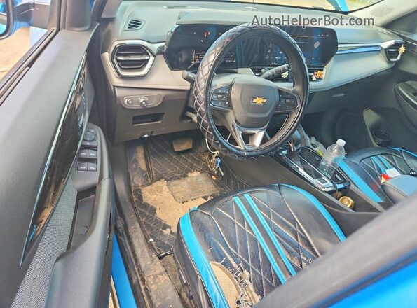 KL79MPSL7SB061345 2025 CHEVROLET TRAILBLAZER Blue Vista del salpicadero