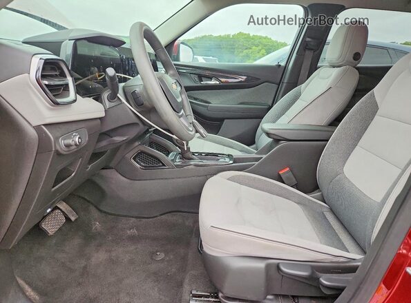 KL79MRSL2SB137517 2025 CHEVROLET TRAILBLAZER Maroon Widok wnętrza z przodu