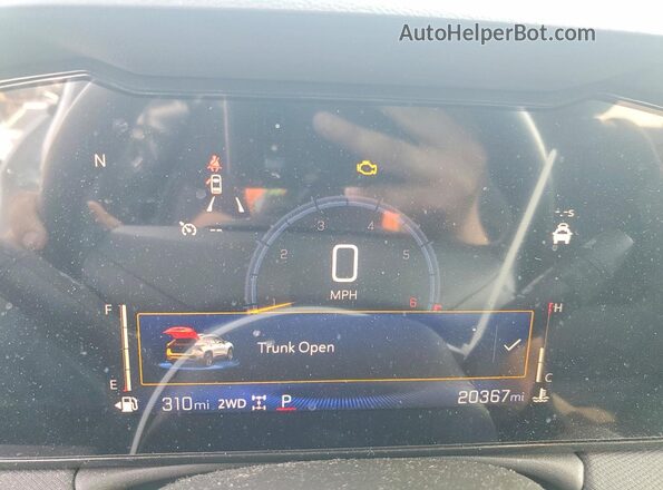 KL79MRSL9RB201692 2024 CHEVROLET TRAILBLAZER White Instrument cluster view