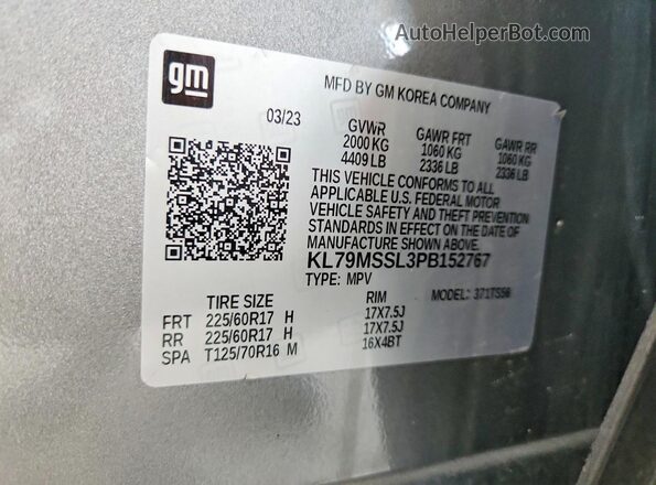 KL79MSSL3PB152767 2023 CHEVROLET TRAILBLAZER Silver Widok naklejki z numerem VIN