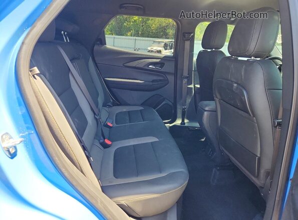 KL79MSSL5RB053287 2024 CHEVROLET TRAILBLAZER Blue Vista interior trasera