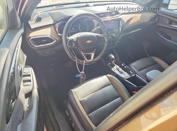 KL79MSSL8MB019644 2021 CHEVROLET TRAILBLAZER Brown Вид панелі приладів