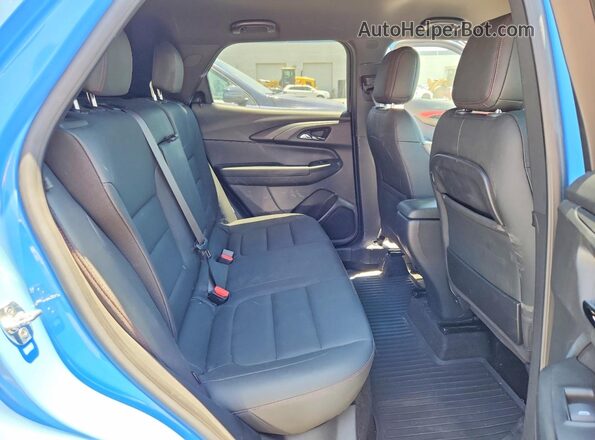 KL79MTSL7RB065866 2024 CHEVROLET TRAILBLAZER Blue Vista interior trasera