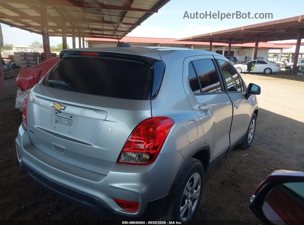 KL7CJKSB3JB571313 2018 CHEVROLET TRAX Серый Задняя правая четверть