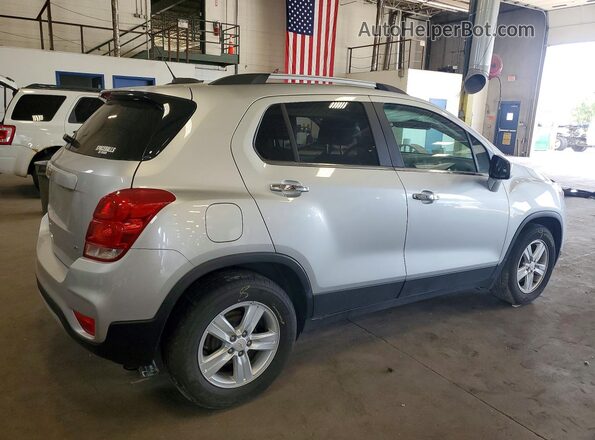 KL7CJLSB9KB916299 2019 CHEVROLET TRAX Silver Задня права чверть