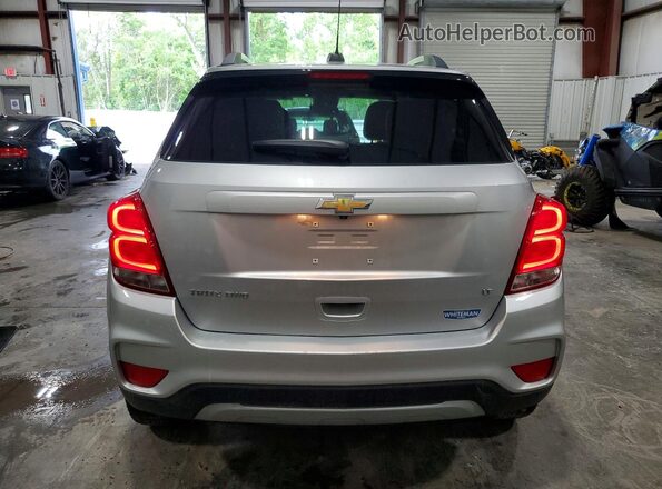KL7CJPSB0KB811366 2019 CHEVROLET TRAX Silver Rear view