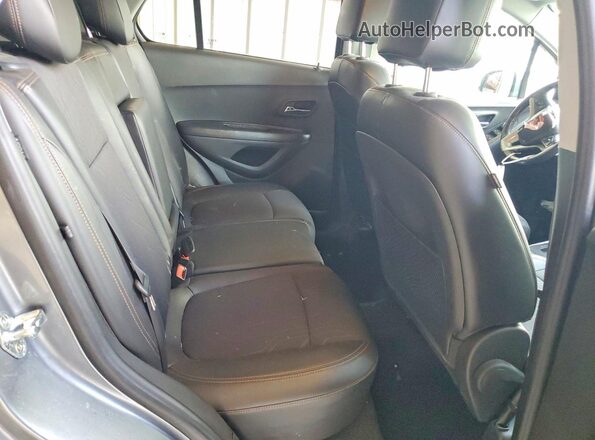 KL7CJPSB0KB867257 2019 CHEVROLET TRAX Gray Rear interior view