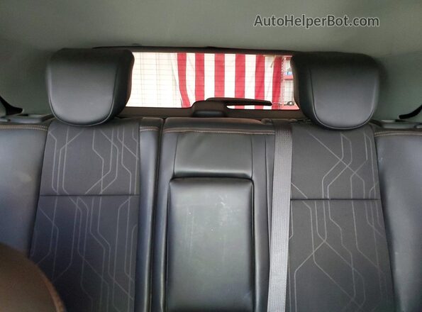 KL7CJPSB0KB867257 2019 CHEVROLET TRAX Gray Rear seats view