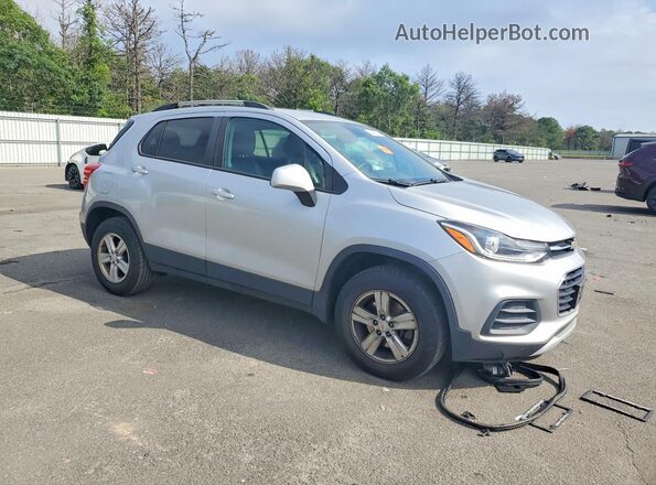 KL7CJPSB1MB329718 2021 CHEVROLET TRAX Silver წინა მარჯვენა