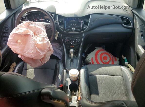 KL7CJPSB1MB329718 2021 CHEVROLET TRAX Silver წინა პანელის ხედი
