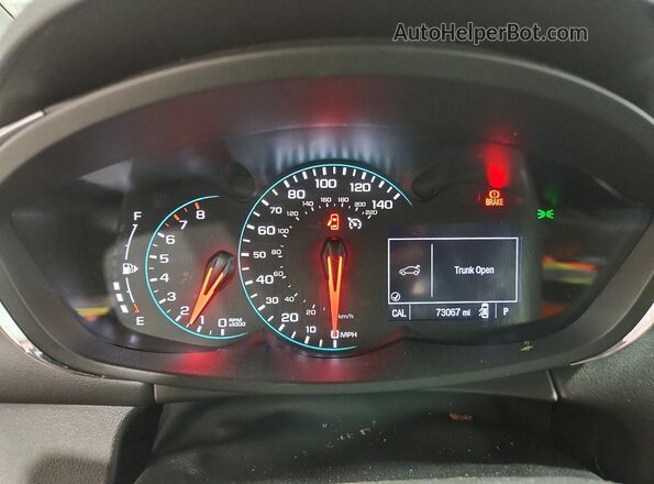 KL7CJPSB3JB717786 2018 CHEVROLET TRAX Угольный Вид щитка приборов